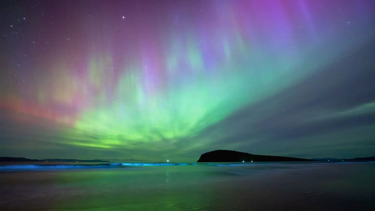 Your Complete Guide to the Southern Lights: When to Watch Aurora Australis in 2025–2026.
